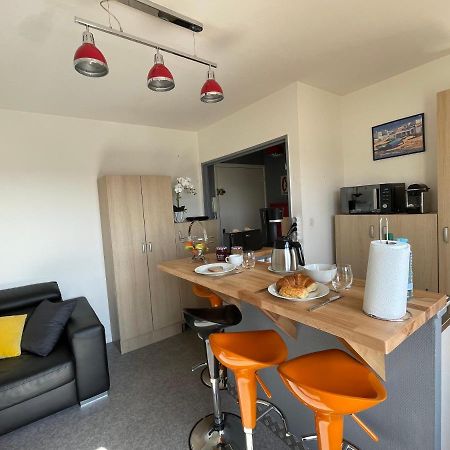 Appartement Chaleureux , Cosy, Bien Equipe Et Bien Place Sedan Kültér fotó
